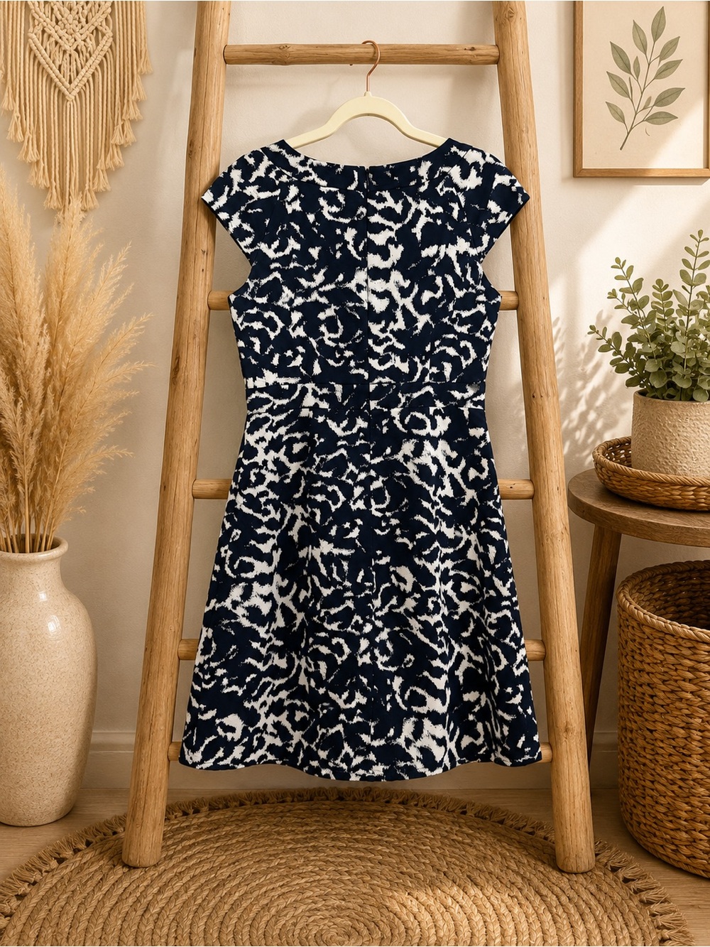 Alex Marie Navy and White Size 8 Patterned Dress Jacket